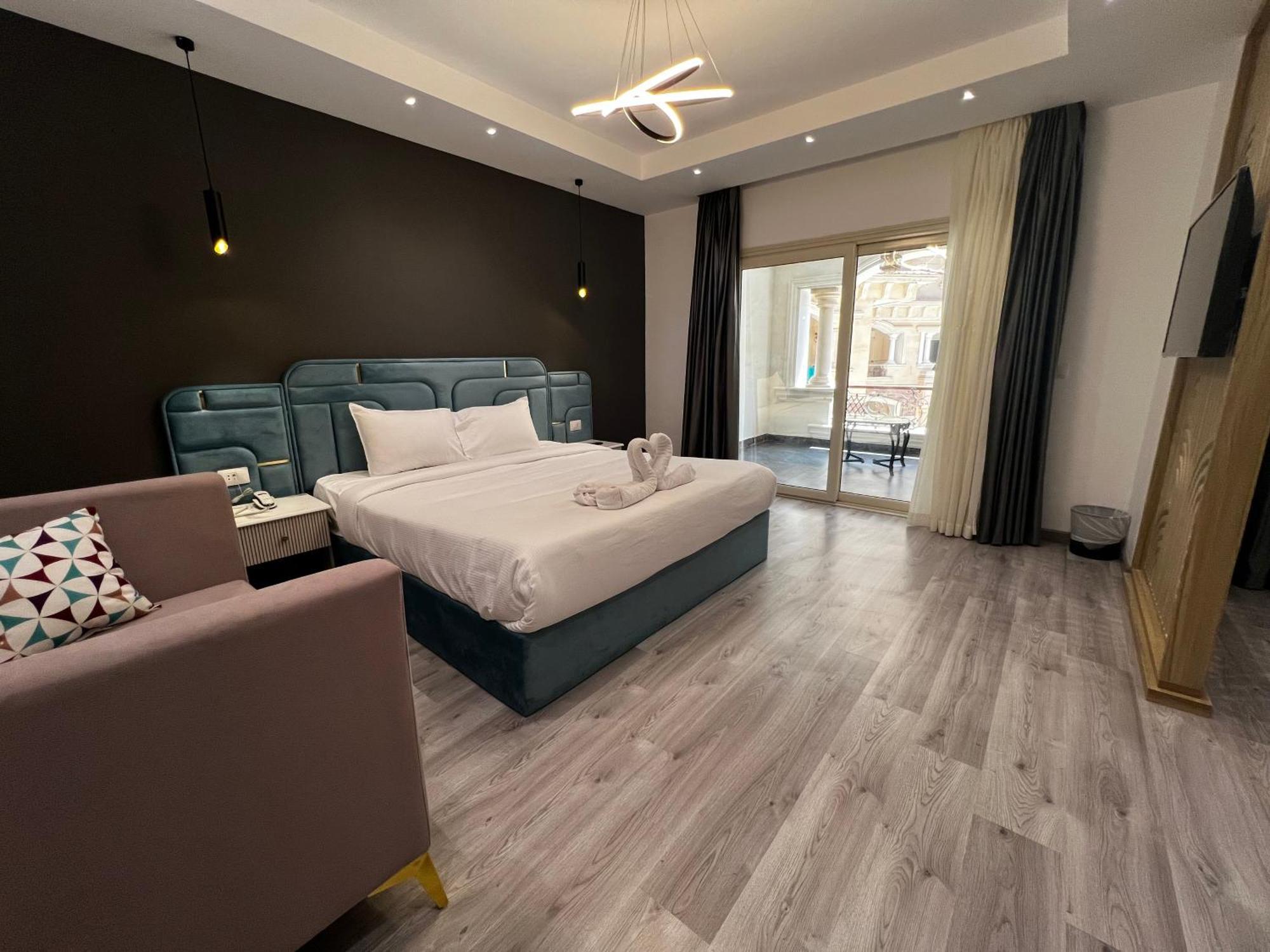 Onyx Pyramids Boutique Hotel Al Kawm al Akhdar エクステリア 写真