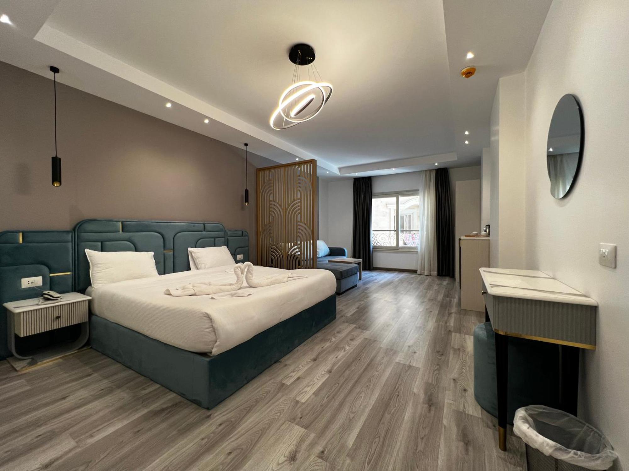 Onyx Pyramids Boutique Hotel Al Kawm al Akhdar エクステリア 写真