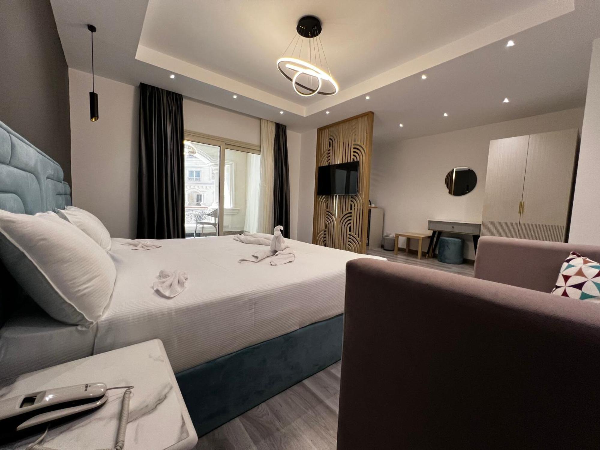 Onyx Pyramids Boutique Hotel Al Kawm al Akhdar エクステリア 写真