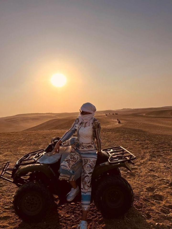 Onyx Pyramids Boutique Hotel Al Kawm al Akhdar エクステリア 写真